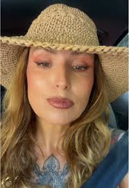 Ramsey Ferrero Que Es Una Mujer