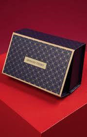 Les Boites Cadeaux Vetement C Armand Thiery Petits prix, grand choix et livraison rapide ! armand thiery