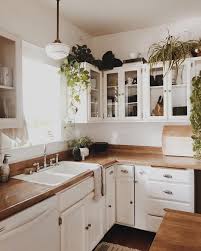 Https I Pinimg Com 564x Ea 22 Bd Ea22bdc046da4ab7e35387ebd6237b81 Jpg Earthy Kitchen Kitchen Design Kitchen Cabinets