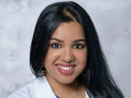 Ashley Hackworth's Instagram, Twitter & Facebook