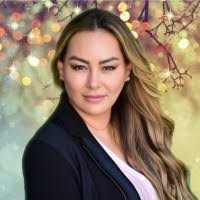 Gina Lemus's Instagram, Twitter & Facebook