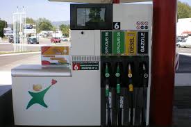 L'essence à prix coûtant revient chez leclerc et intermarché au mois de novembre. Votre Plein De 40 Rembourse Chez Casino Et Geant