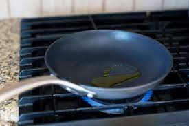 Jul 09, 2021 · calphalon, like most cookware companies, coats its cooking surface with ptfe, a synthetic resin with a slick surface and tolerance for high heat. Calphalon Signature Nonstick Cookware Review Truly Nonstick