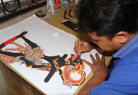 Mewarnai gambar adalah sebuah kegiatan yang paling seru terutama dikalangan anak anak baik itu gambar pemandangan gambar rumah gambar hewan gambar buah gambar bunga dan lain. Tatah Sungging Seni Membuat Wayang Kulit Di Sonorejo Sukoharjo Suara Merdeka Solo