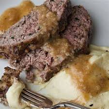 The red wine in the marmalade adds depth while the shallots give it a little sweetness. Beef Tenderloin Recipe Ina Garten Smoked Beef Tenderloin Beef Recipes Beeftenderloin Smoked Beef Tenderloin On The Outlaw Patio Beef Tenderloin Is The