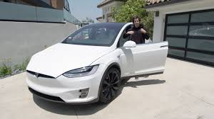 In youtube star david dobrik's studio city home, his creative friends reginald castro and natalina mariduena. Youtuber David Dobrik Gave A Tour Of His House And My Nosey Self Is Eternally Grateful