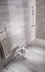 Carrelage Mosaique Ever Floral 30 X 30 Cm Carrelage Salle De Bain Salles De Bains De Style Cottage Salle De Bain Naturelle