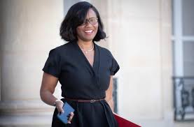 The latest tweets from élisabeth moreno (@1elisamoreno). Elisabeth Moreno From The Blue City Of Athis Mons To The Government Of Jean Castex Archyde