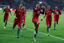 Timnas portugal dapat dikatakan memiliki komposisi skuat yang mentereng dalam partisipasinya mengikuti turnamen euro 2020 yang akan digelar tahun ini. Timnas Portugal Tanpa Ronaldo Dan 9 Pemain Di Piala Dunia 2018 Bola Bisnis Com