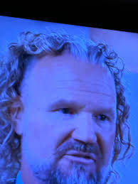 Can you add the 2 front curl antenna back in? I need to see that 😂🤭