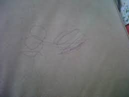 طريقتي السحريه في ازاله الحبر من الكنب عالم حواء