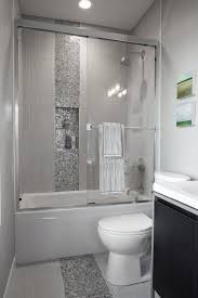 18 Functional Ideas For Decorating Small Bathroom In A Best Possible Way Bathroom Remodel Master Bathroom Design Small Small Master Bathroom
