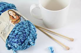 This is a beautiful gift idea and hand made craft. How To Knit A Coffee Mug Cozy Make And Takes