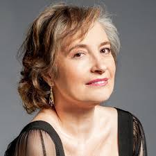 ENTREVISTA CON ASSUMPTA SERNA Y SCOTT CLEVERDON (POR MINERVA) — paseando a  miss cultura