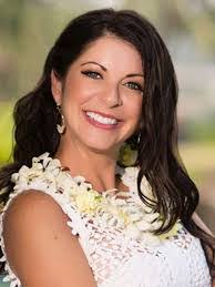 Annie Mendoza's Instagram, Twitter & Facebook