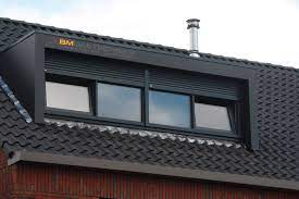 Kunststof Dakkapel Volledig Uitgevoerd In Het Antracietgrijs Ook Het Elektrische Rolluik In Dezelfde Kleur Voor Eenheid Dakkapel Slaapkamer Dakkapellen Dak