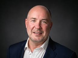 Adam Pettitt's Instagram, Twitter & Facebook