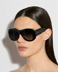 Bella 44 Aquazzura@ Official