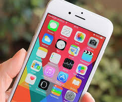 The One Thing You Should Never Do When Deleting Contacts On Your Iphone In 2020 Iphone Apps Iphone Iphone Battery