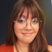 Courtney Patrick's Instagram, Twitter & Facebook