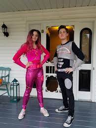 Sharkboy And Lava Girl Cute Couple Halloween Costumes Badass Halloween Costumes Diy Halloween Costumes For Girls