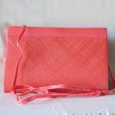 Les pochettes de mariage le switch de fin de soirée prix prix. Sac De Soiree Pochette De Ceremonie Mariage Sisal Et Satin Rose Corail Vif
