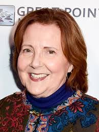 Miriam Carson's Instagram, Twitter & Facebook