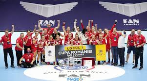 Cupa româniei sau „inima fotbalului românesc se dispută în fiecare an începând cu 1933, iar la prima ediție au participat 68 de echipe. Cupa Romaniei Handbal Mania