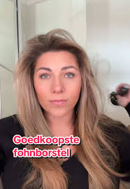 M’n goedkoopste fohnborstel van €50 blijft toch m’n lievelings 🤣🫶🏼  @babyliss #easyblowout