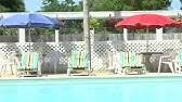 Village inn destin tarjoaa vierailleen hyvin varustellut huoneet, joissa on taulutelevisio, ilmastointi ja jääkaappi. Village Inn Destin Destin Hotels Florida Youtube