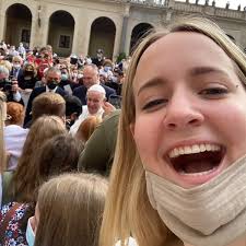 My Selfie With Pope Francis: The Digital Legacy of an Approachable Pontiff 