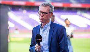 Wenn sie noch besseren fußball sehen wollen. Offiziell Peter Stoger Wird Neuer Trainer Bei Fk Austria Wien