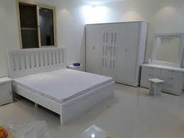 غرف نوم وطني جديده الوان مختلفه السعر1800ريال