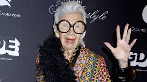 Click through for style lessons from the women we want to grow up to be just like. Arnge 5rquandm