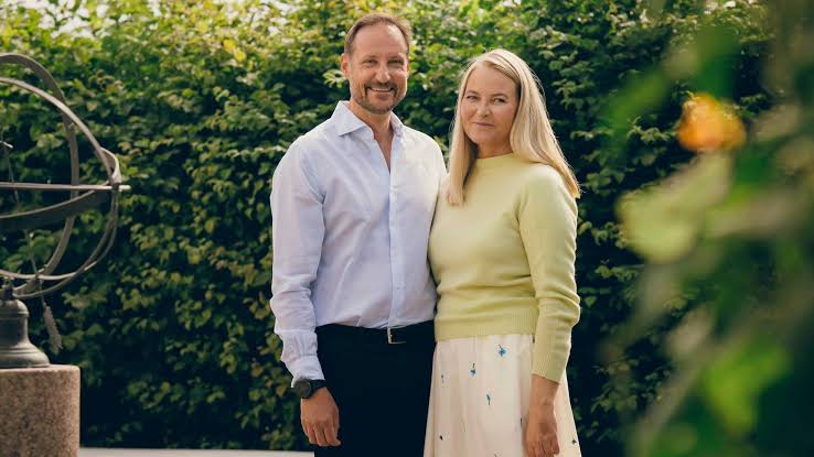 Haakon y Mette-Marit de Noruega celebran sus bodas de plata en privado |  Gente | EL PAÍS