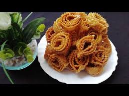 Chebakia Ce Fameux Gateaux Incontournable Du Ramadan Youtube En 2020 Cuisine Marocaine Gateau Aid Chebakia