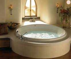 Holds in place easily with suction cups. Bathtub Size