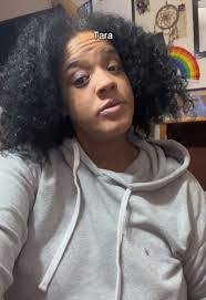 Lynne Bond's Instagram, Twitter & Facebook