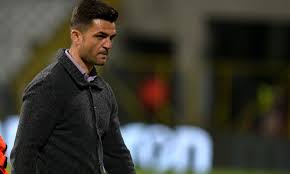 He played a total of 201 games in the romanian league 1, the turkish süper lig, the french ligue 1 and the bulgarian a grupa. U Cluj Shefalitayal