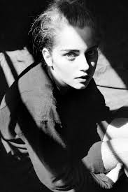 Deanna Bond's Instagram, Twitter & Facebook