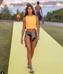 Francisca cerqueira gomes faz sucesso nas redes sociais. Maria Cerqueira Gomes Desesperada Com A Filha De 17 Anos Nacional Flash