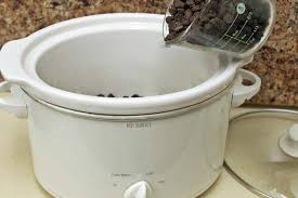 How To Melt Chocolate In A Crock Pot Melting Chocolate Melting Chocolate Chips Crockpot