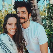 El pasado 8 de febrero, camilo y evaluna celebraron su primer aniversario juntos, donde la hija de ricardo montaner fue quien lanzó uno más uno, la canción que dedicó a su esposo. Evaluna Y Camilo Podrian Convertirse En Papas Muy Pronto Revela Montaner