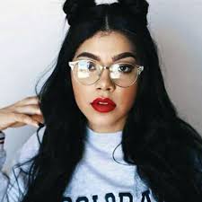 Lo que tú me hiciste ya no duele esta noche, intercambiamos los papeles no me llames, no me escribas, no me celes porque yo voy a cambiar tus mentiras por cócteles. Kenia Os Cocteles Lyrics Lyrnow Com Lyrics