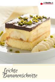 Bananenschnitten Gehoren Zu Den Beliebtesten Schnitten Der Osterreicher Warum Das Kuchen Rezepte Blechkuchen Kuchen Und Torten Rezepte Bananen Schnitten