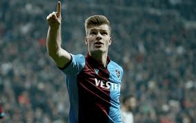 5 aralık 1995 yılında norveç'in trondheim kentinde dünyaya gelen alexander sørloth, forvet mevkisinde forma giymektedir. From Palace Flop To Real Madrid Transfer Target Remember Sorlorth Fw
