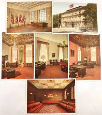 Braunes haus) was the name given to the munich mansion located between the karolinenplatz and königsplatz, known before as the palais barlow, which was purchased in 1930 for the nazis. Lot 6 Farb Ak Braunes Haus Munchen