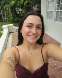 Emma Mayes（@emmaamayes）• Instagram 相片與影片