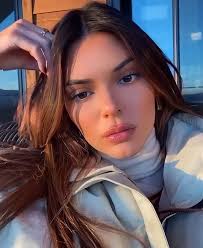 Kendall Jenner : fans 200% 😍😍😍💯💯💯😘