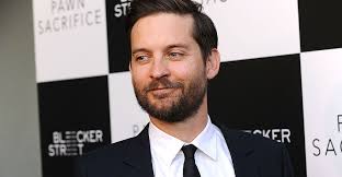 His parents were 18 and 20, and not yet married, when he was born. Orale Tobey Maguire To Return To Acting In Damien Chazelle S New Film Mind Life Tv